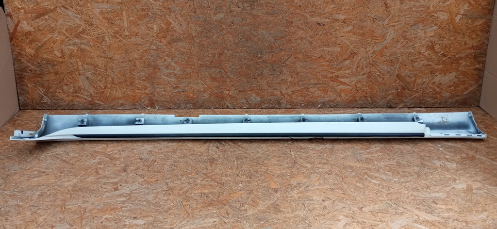 VOLVO S60 III V60 II 18- SCHWELLE SCHWELLENABDECKUNG SCHWELLENLEISTE RECHTS 31448912