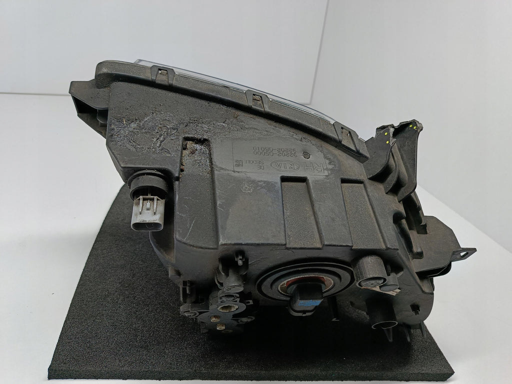 KIA NIRO 16- HALOGEN ŚWIATŁO LAMPA DRL LED PRAWY PRZÓD H8 92202-G5000