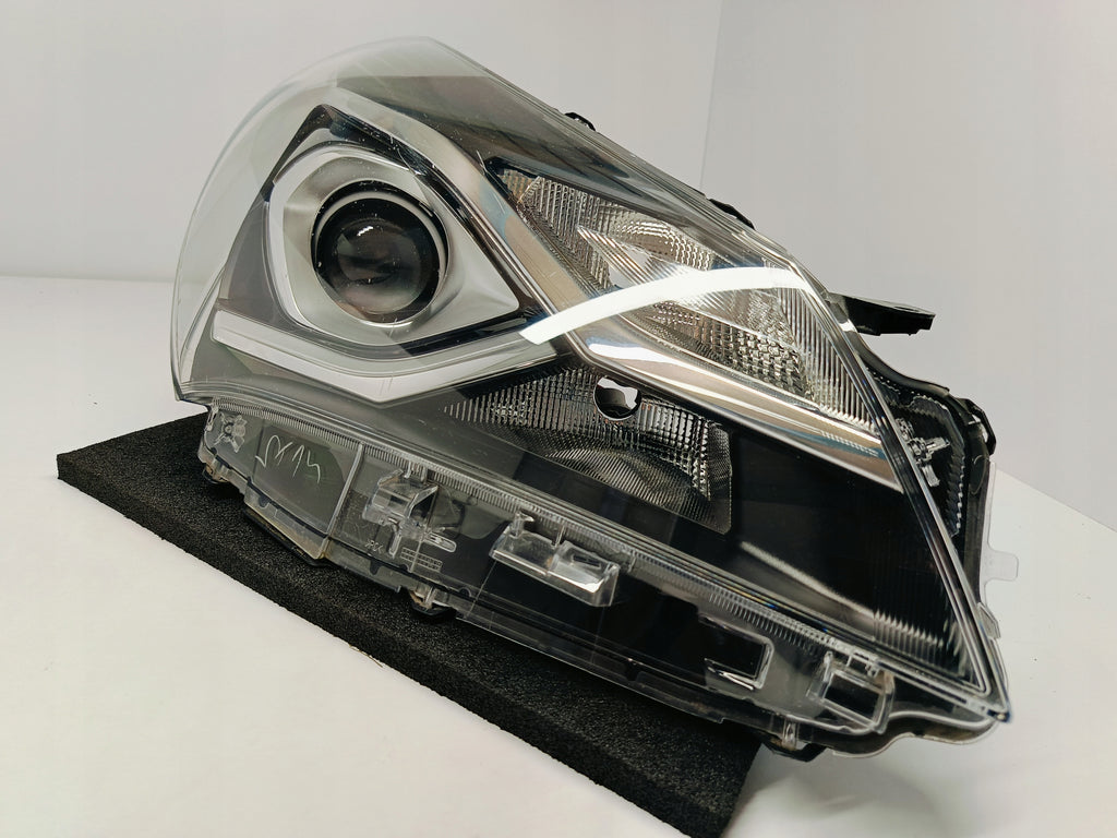 TOYOTA YARIS III FACELIFT 17- SCHEINWERFER RECHTS VORNE KOITO OD-197