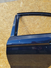 Laden Sie das Bild in den Galerie-Viewer, BMW M5 G30 LIMOUSINE HINTERE TÜR LINKS HINTEN 7408963