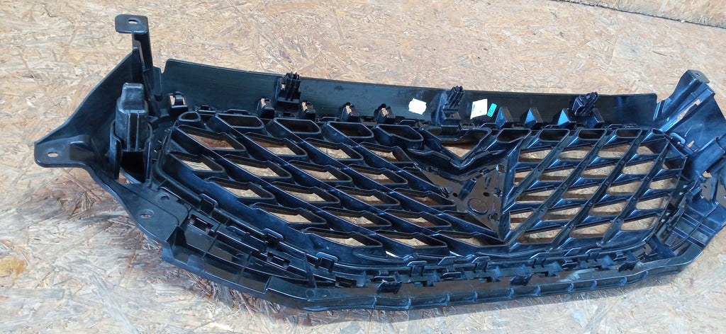 SEAT CUPRA FORMENTOR 20- ATRAPA GRILL KRATKA ZDERZAKA PRZÓD 5FF853651C