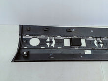 Laden Sie das Bild in den Galerie-Viewer, KIA EV3 EV-3 24- TÜRVERKLEIDUNG VORNE LINKS 87723-EV000