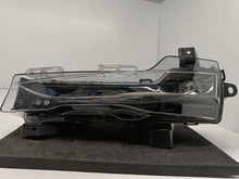 Laden Sie das Bild in den Galerie-Viewer, TESLA 3 LIFT Y 20- HALOGEN DRL LEWY LAMPA PRZECIWMGIELNA LED 1624797-00-A
