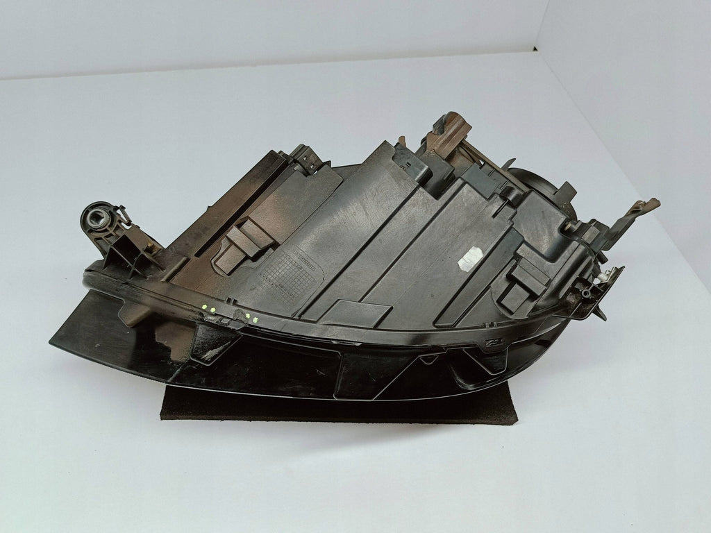 VOLKSWAGEN T-CROSS 2GM 18- LAMPA PRAWA PRZÓD PRZEDNIA ZWYKŁA H7 2GM941006A