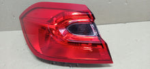 Laden Sie das Bild in den Galerie-Viewer, FORD FIESTA MK8 17- RÜCKLEUCHTE LINKS HINTEN LED H1BB-13405-A