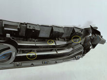 Laden Sie das Bild in den Galerie-Viewer, Mazda 2 II DJ 14- KÜHLERGRILL STOßSTANGENGITTER VORNE DB5J-50712