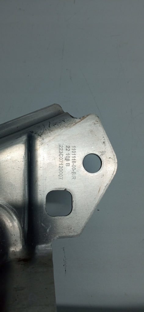 TESLA MODEL 3 17- LOWER BEAM FRONT BUMPER BRACKET 1084894-00-B