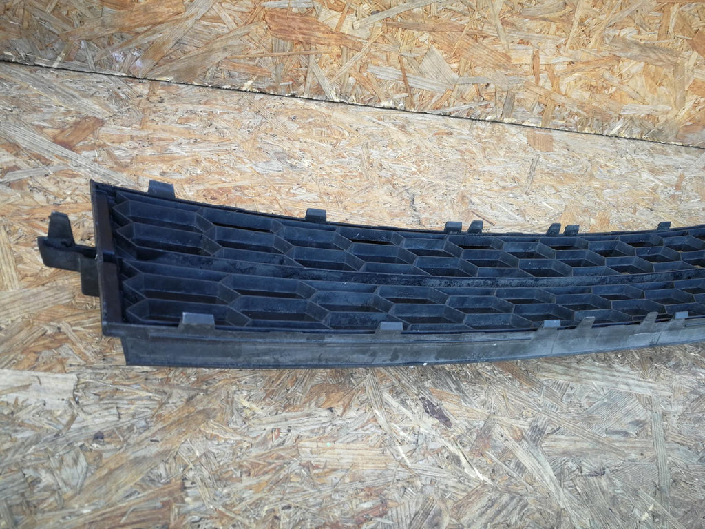 SKODA OCTAVIA III 13- ATRAPA GRILL KRATKA ZDERZAKA PRZEDNIEGO 5E0853677