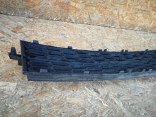 Laden Sie das Bild in den Galerie-Viewer, SKODA OCTAVIA III 13- ATRAPA GRILL KRATKA ZDERZAKA PRZEDNIEGO 5E0853677