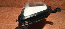 Laden Sie das Bild in den Galerie-Viewer, RENAULT MASTER 19- LAMPA PRAWA PRZÓD PRAWA PRZEDNIA NOWA OE 260105567R