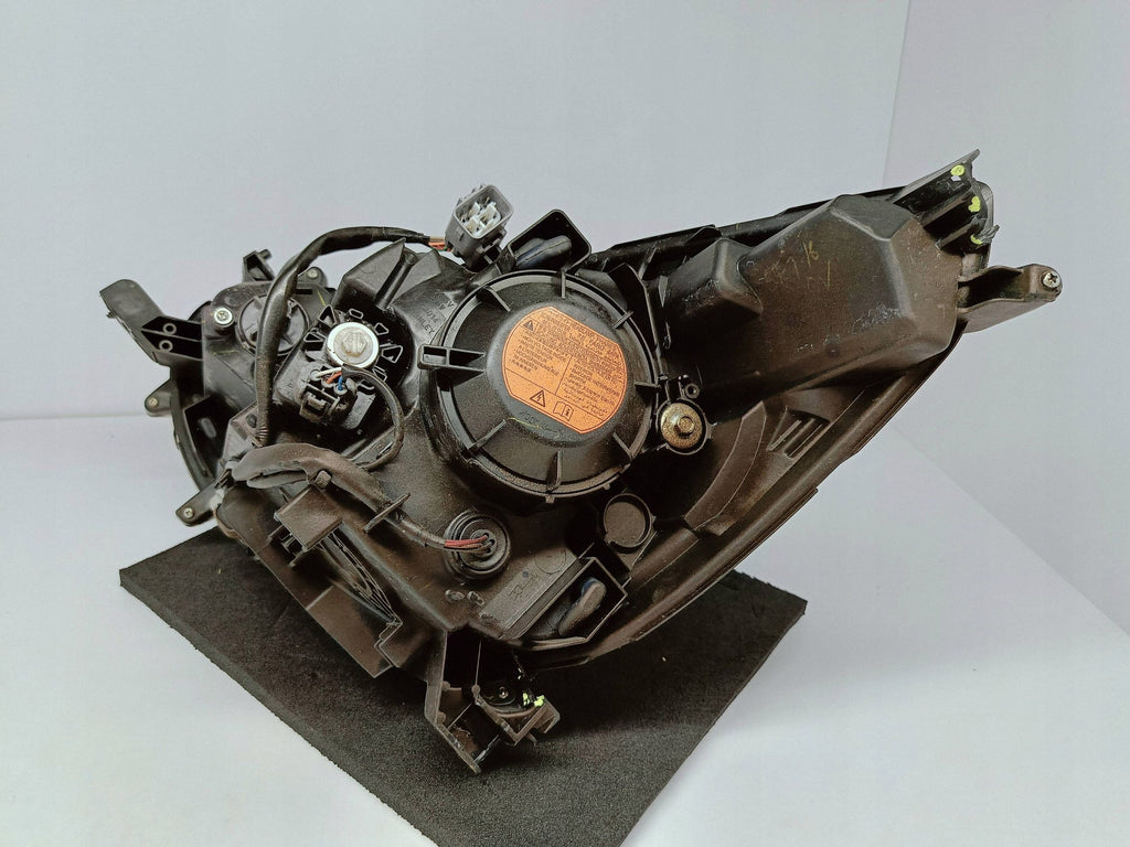 Mitsubishi Space Star III LIFT 16- SCHEINWERFER RECHTS VORNE XENON+LED 8301C960