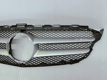 Laden Sie das Bild in den Galerie-Viewer, Mercedes-Benz C W205 14- KÜHLERGRILL STOSSFÄNGER VORNE A2058800783