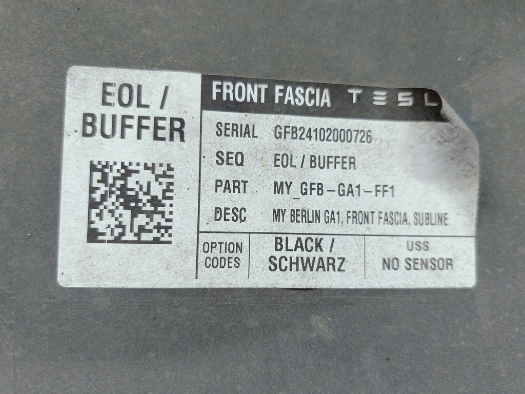Tesla Model Y MY 20-ZDERZAK PRZÓD PRZEDNI BEZ PDC CZARNY GRILL 1540101-06-C