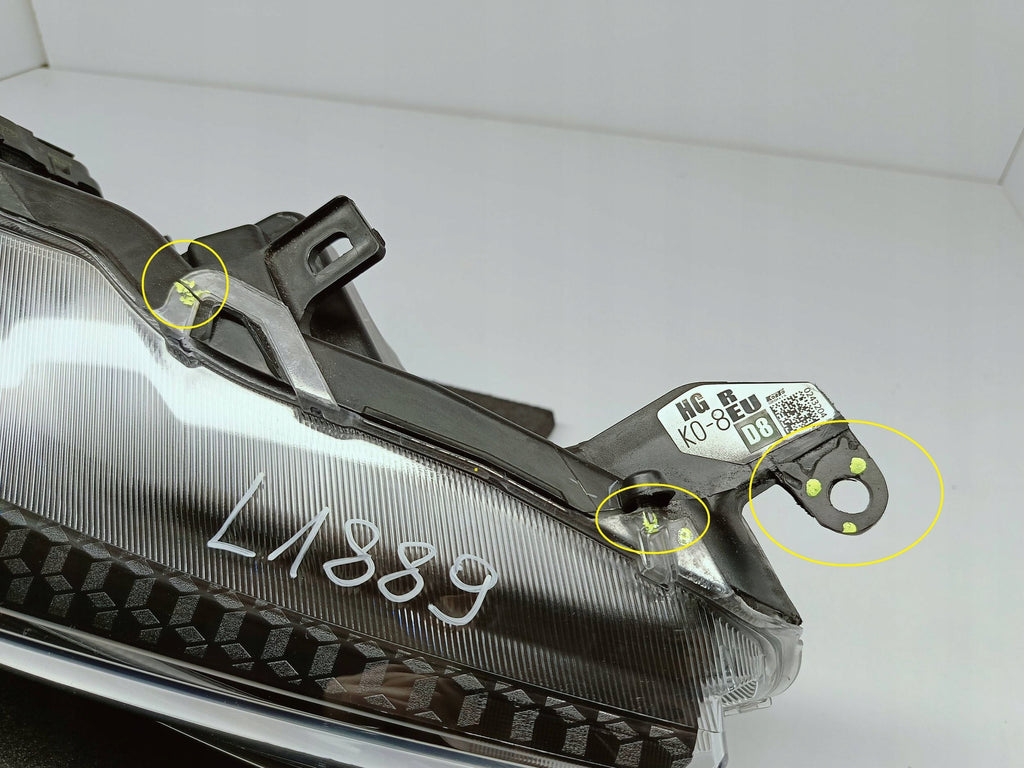 Toyota Yaris IV 4 XP21 19- LAMPA PRAWA PRZÓD PRZEDNIA FULL LED KOITO K0-8