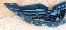 Laden Sie das Bild in den Galerie-Viewer, MAZDA 6 GH LIFT 10- KÜHLERGRILL STOSSFÄNGER VORNE GDL6-50712