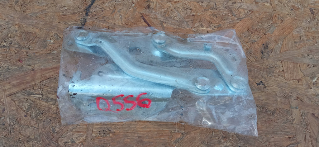 FORD FIESTA MK7 08- ZAWIAS MASKI POKRYWY SILNIKA PRAWY NOWY 8A61-16800-AD