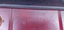 Load image into Gallery viewer, Toyota Yaris IV 4 P21 20- PRÓG LISTWA PROGOWA NAKŁADKA PRAWA 75850-K0080