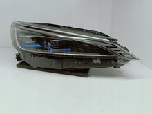 Laden Sie das Bild in den Galerie-Viewer, BYD Atto 3 III 2022- SCHEINWERFER RECHTS VORNE FULL LED EU SC2E-4121020