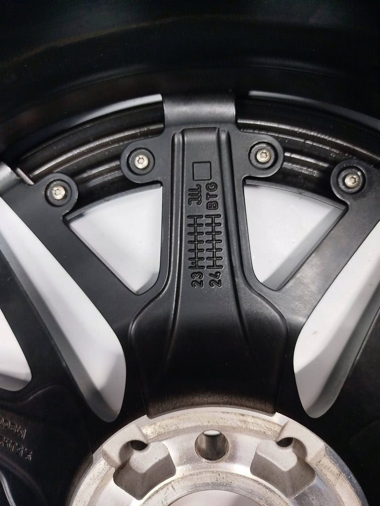 FELGA ALUMINIOWA MERCEDES AMG C63 PERFORMANCE C-KLASA W206 S206 9,5x20 ET61