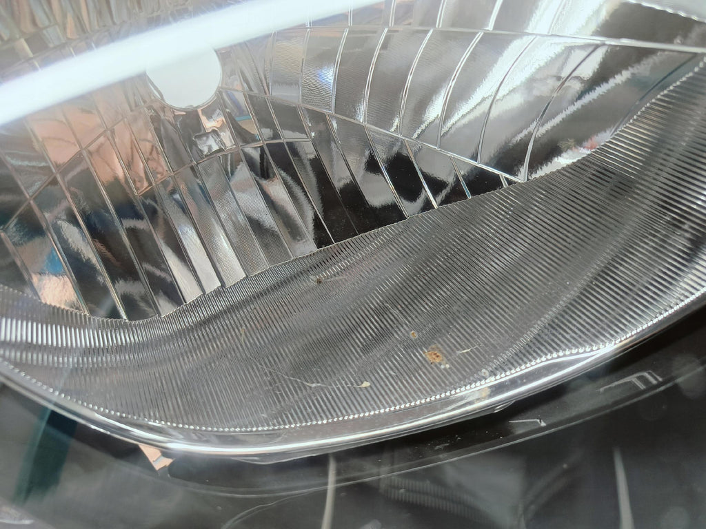 MAZDA 2 II DJ 14- LAMPA PRAWA PRZÓD PRZEDNIA PRAWA ZWYKŁA H4 DB5J-51030