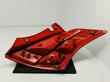 Load image into Gallery viewer, SUZUKI SWIFT IV MK7 10- LAMPA LEWY TYŁ LEWA TYLNA 35670-68L00