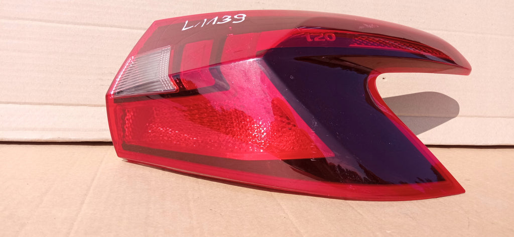 HYUNDAI I20 III 20- LAMPA PRAWA TYLNA PRAWY TYŁ EUROPA 92402-Q0000