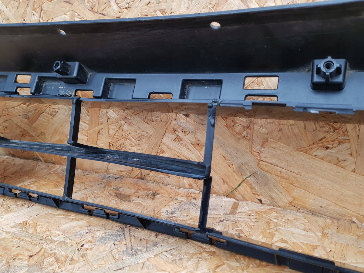 Ford Kuga MK3 Escape ST 19 Grille Grille Grille Front Bumper LV4B-17K945-V — photo 11 of 12