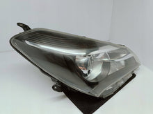 Załaduj zdjęcie do przeglądarki galerii, TOYOTA YARIS III LIFT 14- LAMPA PRAWA PRZÓD PRZEDNIA KOITO OD-160
