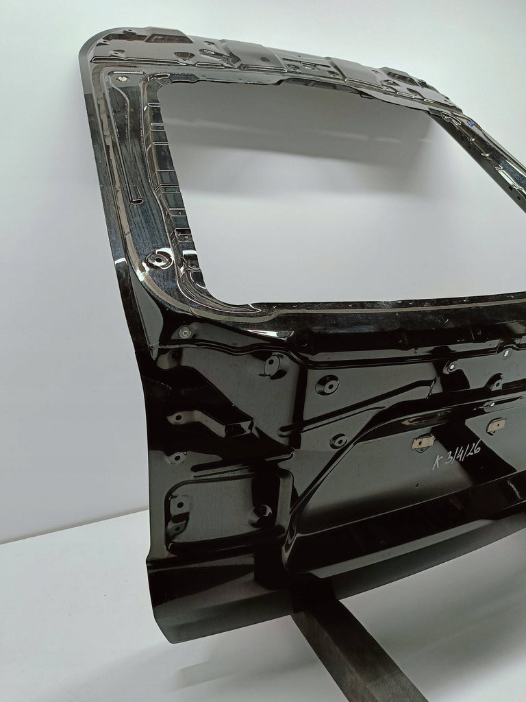 Toyota bZ4X BZ4X 22- KLAPA POKRYWA BAGAŻNIKA TYŁ TYLNA 67005-42760