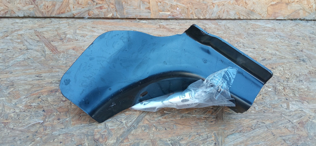 VOLKSWAGEN SEAT AUDI SKODA - ŁĄCZNIK PODŁOGI WSPORNIK PRAWY 5Q080213