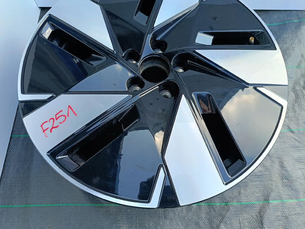 FELGA ALUMINIOWA VOLVO XC40 OE 8.5''x19'' ET56 5x108 32294213