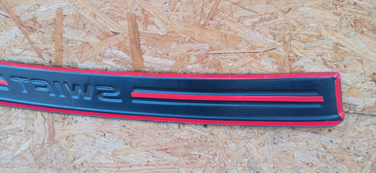 Suzuki Swift 05- Trim Strip Protective Cover Sill Rear Bumper — photo 6 of 7