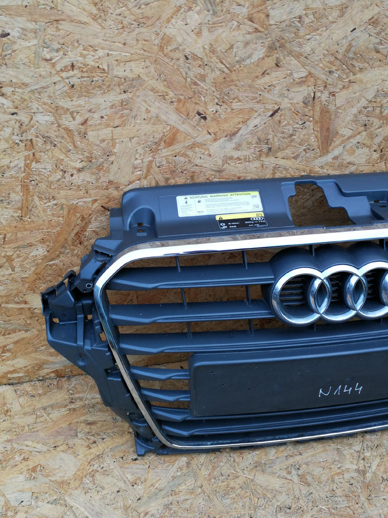 AUDI A3 8V 13- KÜHLERGRILL STOSSFÄNGER VORNE 8V3853651