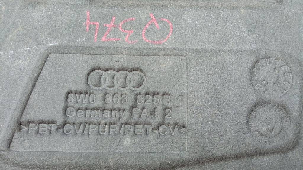 AUDI A4 B9 16- RS4 18- WYGŁUSZENIE MASKI POKRYWY