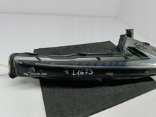 Laden Sie das Bild in den Galerie-Viewer, LEXUS IS III 250 300H 350 13- TFL RECHTS SCHEINWERFER RECHTS LED KOITO 53-92