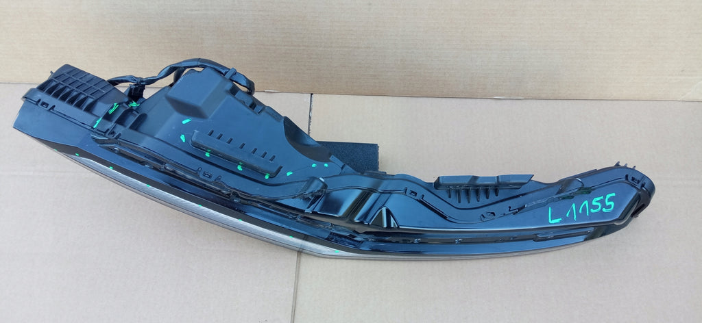 NISSAN ARIYA 20- RECHTE UNTERE SCHEINWERFER VORNE LED TFL ORIG. EU W5752