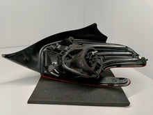 Laden Sie das Bild in den Galerie-Viewer, PEUGEOT I 208 LIFT 15- LAMPA LEWA TYŁ TYLNA LEWA 9825601280