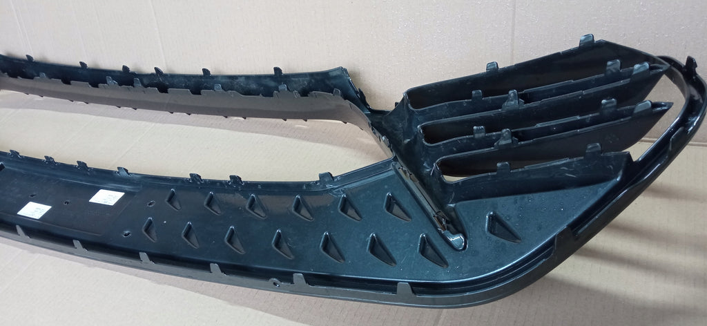SEAT CUPRA BORN 21- ATRAPA GRILL KRATKA ŚRODKOWA ZDERZAKA PRZÓD 10E805903C