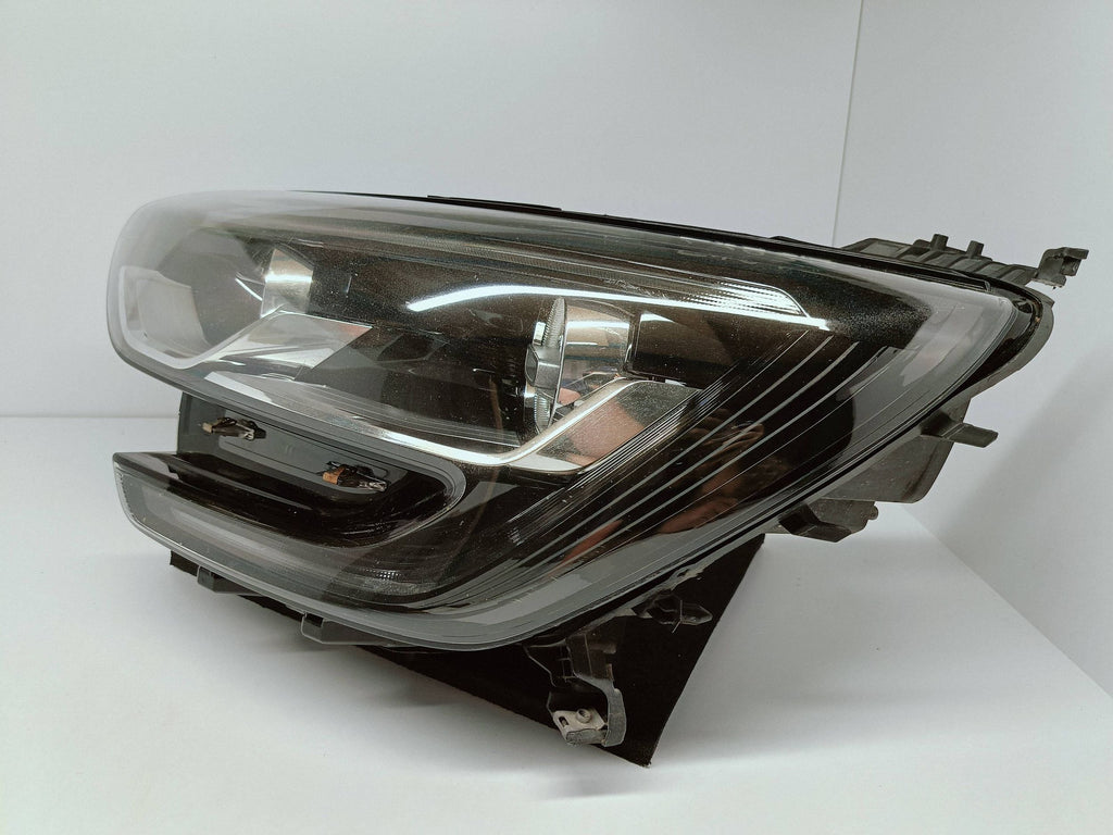 Renault Megane IV 16- LAMPA LEWA PRZÓD PRZEDNIA ZWYKŁA H7+LED 260602792R
