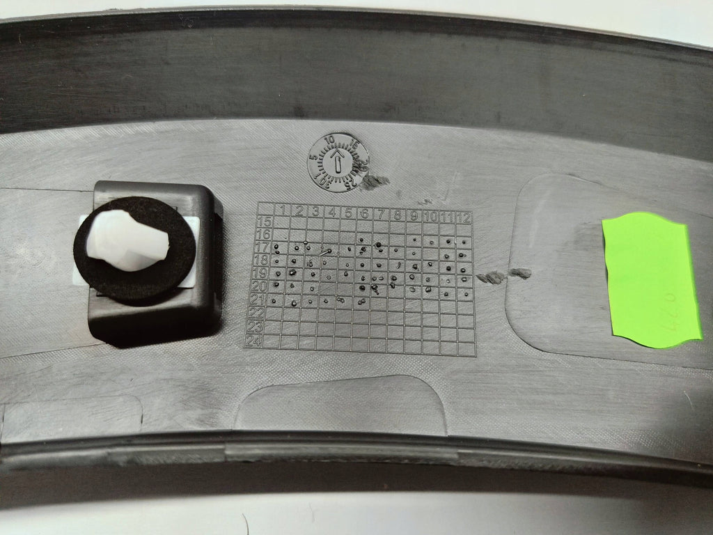 Opel Crossland X 17- LISTWA NAKŁADKA BŁOTNIKA PRAWA TYŁ TYLNA 13482072