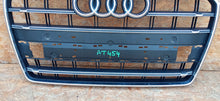 Laden Sie das Bild in den Galerie-Viewer, AUDI A6 C7 LIFT 14- KÜHLERGRILL MITTE STOSSSTANGE VORNE 4G0853651BP