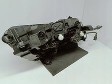 Laden Sie das Bild in den Galerie-Viewer, Skoda Enyaq iV 20- SCHEINWERFER LINKS VORNE VOLL LED CRYSTAL 5LB941015A