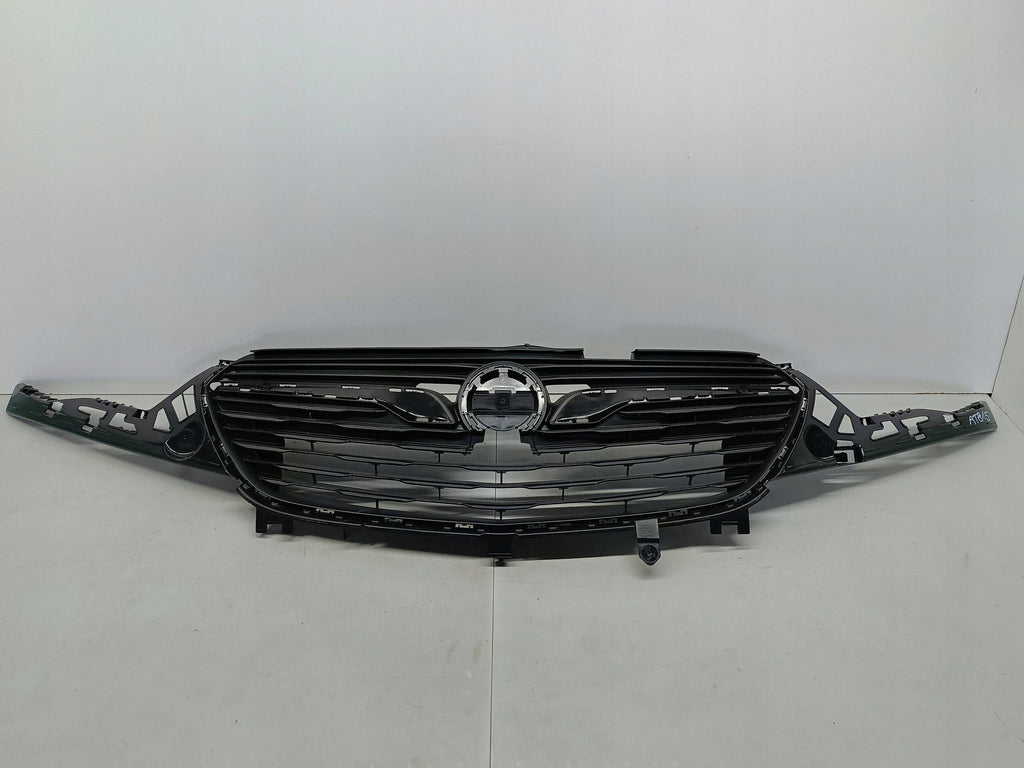 Opel Grandland X 17- GRILL BLENDE STOSSSTANGE VORNE UNTER KAMERA YP00023977