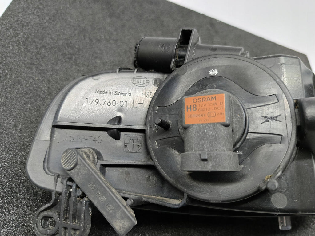 AUDI A4 B8 LIFT 11- HALOGEN PRZECIWMGIELNY ŚWIATŁO LEWY PRZÓD 8K0941699