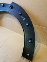 Laden Sie das Bild in den Galerie-Viewer, CITROEN C4 CACTUS LIFT 17- RADHAUSVERKLEIDUNG HINTEN LINKS 9819474277