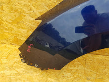 Laden Sie das Bild in den Galerie-Viewer, MAZDA V 5 10- KOTFLÜGEL LINKS VORNE