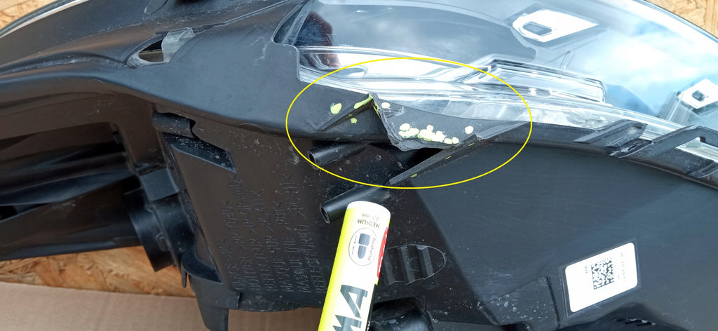 RENAULT CLIO IV 4 LIFT 16- LAMPA REFLEKTOR PRAWY PRZÓD 260100653R