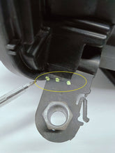 Laden Sie das Bild in den Galerie-Viewer, VOLKSWAGEN T-CROSS 2GM 18- LAMPA PRAWA PRZÓD PRZEDNIA ZWYKŁA H7 2GM941006A