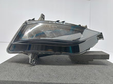 Laden Sie das Bild in den Galerie-Viewer, VW GOLF VII LIFT 17- NEBELSCHEINWERFER RECHTS VORNE 5G0941662F