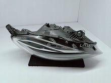 Load image into Gallery viewer, VOLVO V40 V 40 II LIFT 16- LAMPA PRAWA PRZÓD PRZEDNIA FULL LED EU 31677023